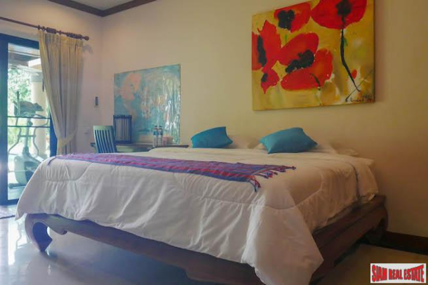 Large beautiful 3 bedroom condo in a quiet area for rent - Na jomtien-24