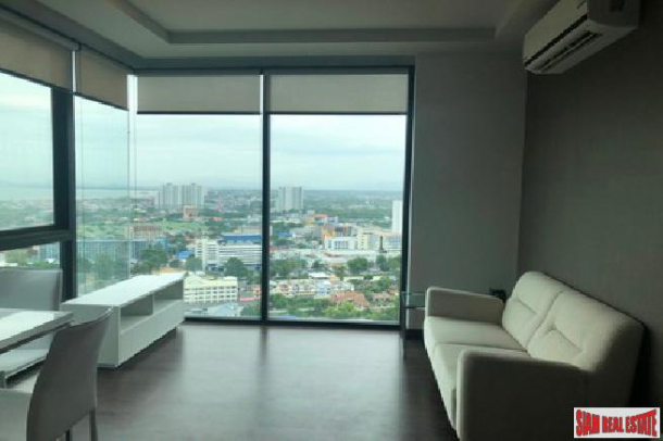 Corner 1 bedroom condo with stunning view of north Pattaya for sale - North Pattaya-2