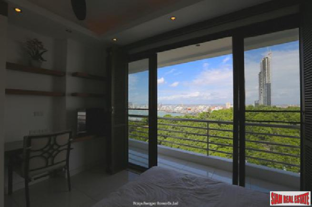 Luxury 3 bedrooms condo up on the hill of Pattaya for sale - Phratamnak Hill-10