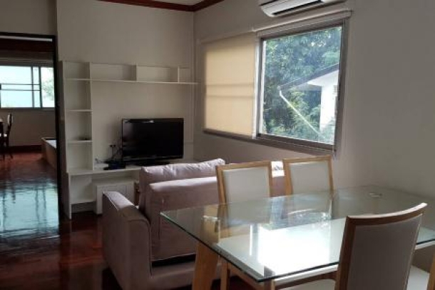 V.N. Apartment | Beautiful Family Apartment Walking Distance from BTS Nana-1