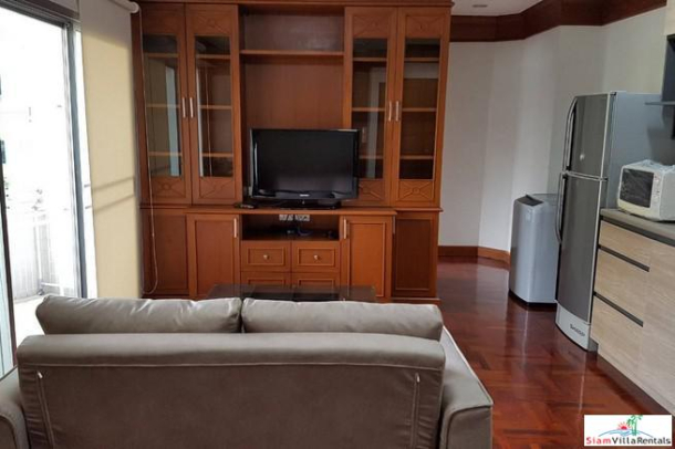 V.N. Apartment | Beautiful Family Apartment Walking Distance from BTS Nana-19