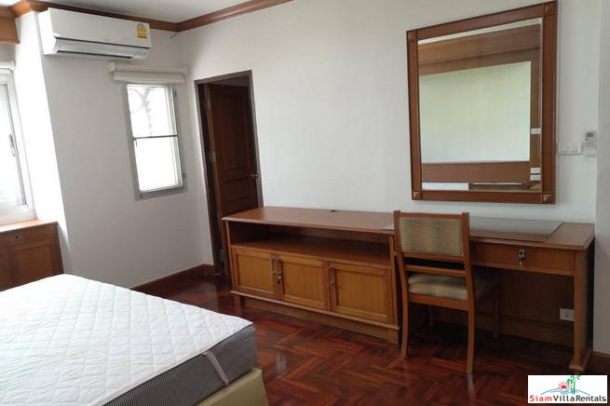 V.N. Apartment | Beautiful Family Apartment Walking Distance from BTS Nana-8