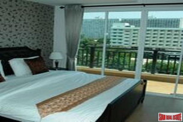 Beautiful penthouse with private pool at a convenience area near beach for sale -Jomtien-3