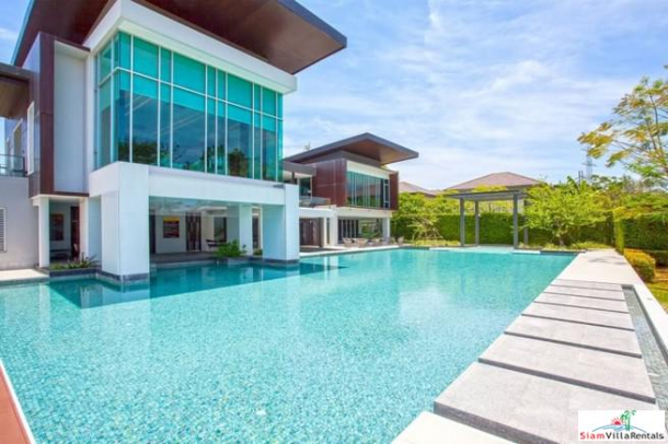 Large beautiful 3 bedroom house with 2 stories for sale - East Pattaya-17