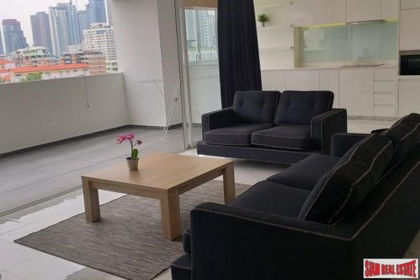 D.S. Tower 2 Sukhumvit 39 | Spacious Two Bedroom Condo with Big Balcony & Extra Storage in Phrom Phong-15