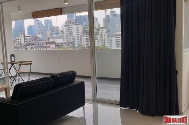 D.S. Tower 2 Sukhumvit 39 | Spacious Two Bedroom Condo with Big Balcony & Extra Storage in Phrom Phong-3