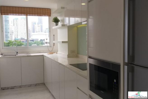 D.S. Tower 2  | Spacious Two Bedroom Condo with Big Balcony and Extra Storage Space in Phrom Phong-11