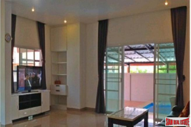 3 bedroom pool villa with private swimming pool for sale and rent - East Pattaya-11