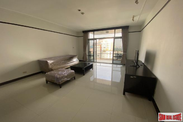 All Seasons Mansion | Very Spacious Two Bedroom Condo with Shuttle Service to Phloen Chit BTS.-15