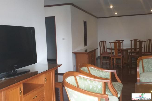 2 bedroom condo with seaview is a very convenience area  for sale - Beach road north Pattaya-17