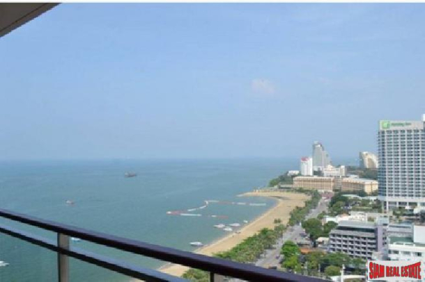 2 bedroom condo with seaview is a very convenience area  for sale - Beach road north Pattaya-7