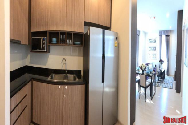 The Capital Ekkamai - Thonglor | New Modern Three Bedroom Condo with Utility Room and Maids Room-5