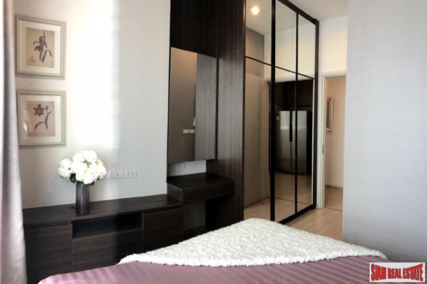 The Capital Ekkamai - Thonglor | New Modern Three Bedroom Condo with Utility Room and Maids Room-9