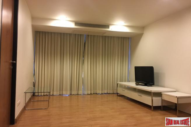 The Alcove 49 | Spacious Thong Lo One Bedroom Condo on Top Floor of Low-Rise Condo-9