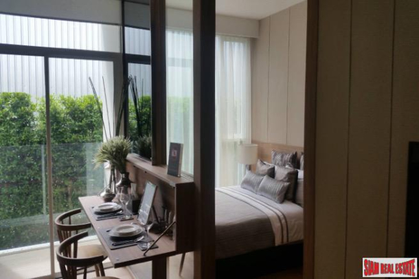 Siamese Exclusive 42 | Cozy Two Bedroom Condo Close to Shopping and BTS Ekkamai-9