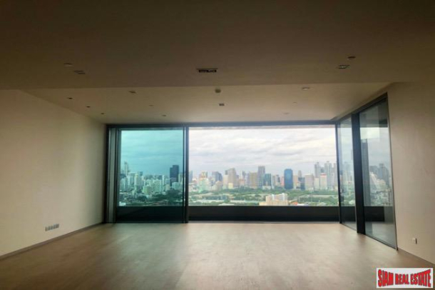 Unparalleled views from this Penthouse Duplex  Situated on the 32 & 33 Floor in Silom-14