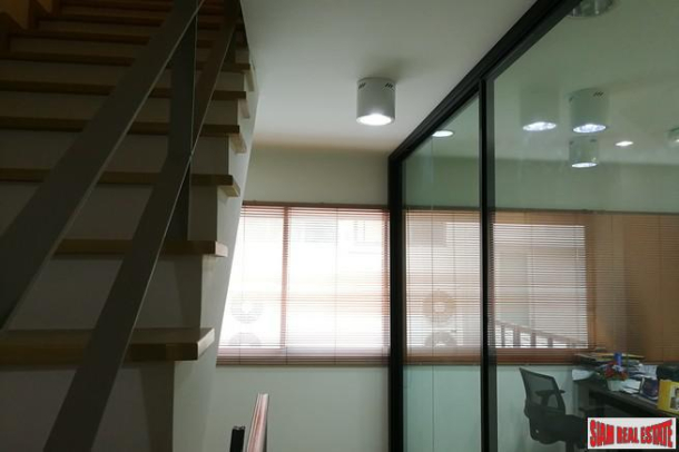 Large Unfurnished Three Storey, Three Bedroom House in Suan Luang-15