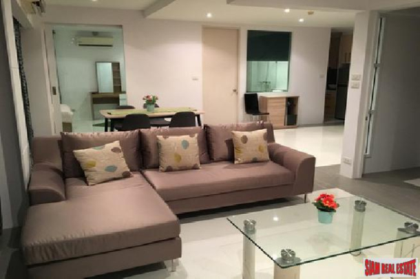 Large 3 bedroom condo in a very convenience area for sale - Thappraya road-11
