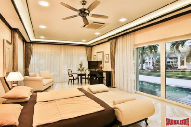 Elegant 4 big bedroom pool villa with private mooring for sale - Na jomtien-19