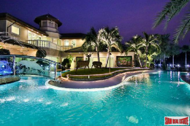 Elegant 4 big bedroom pool villa with private mooring for sale - Na jomtien-26