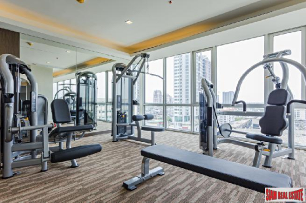 Sky Walk | Large One Bed with City Views for Sale at Sky Walk Condo, BTS Phra Khanong-16
