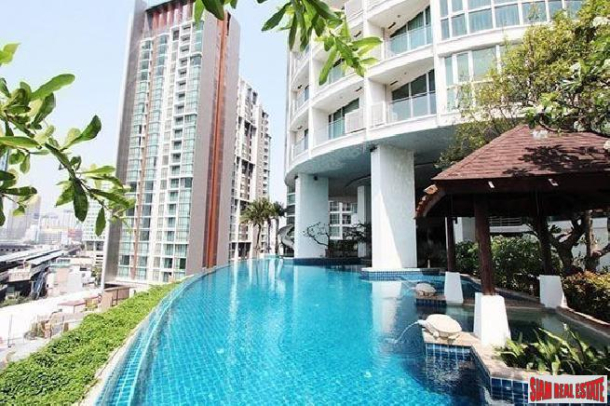 Sky Walk | Large One Bed with City Views for Sale at Sky Walk Condo, BTS Phra Khanong-24