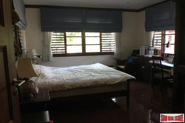 A private compound with  a pool villa, a second house and more in Nakhon Pathom.-17