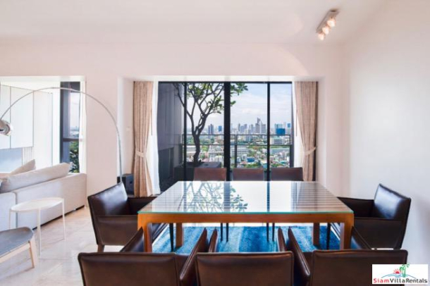 The Met Condominium | Luxury Living on the 26th Floor in this Modern Chong Nonsi Condo-3