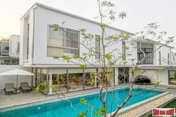Modern Luxury Loft Pool Villa Project in the Upcoming Pasak Area of Phuket-1