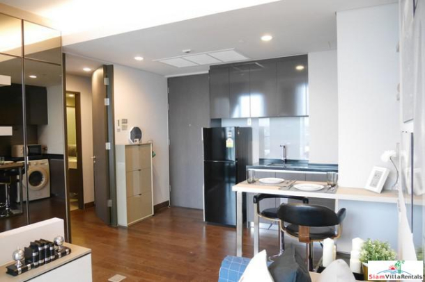 The Lumpini 24 | Nicely Decorated and Convenient One  Bedroom for Rent in the Phrom Phong Area-8