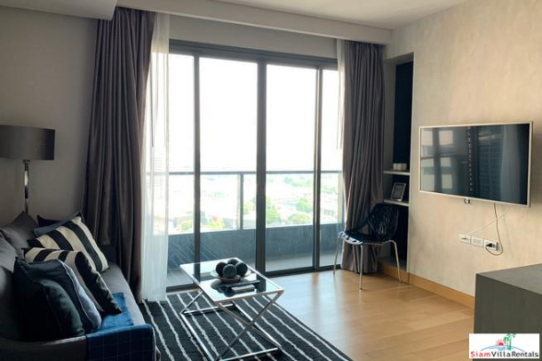 The Lumpini 24 | Elegant Two Bedroom Condo for Rent with City Views in Phrom Phong-15