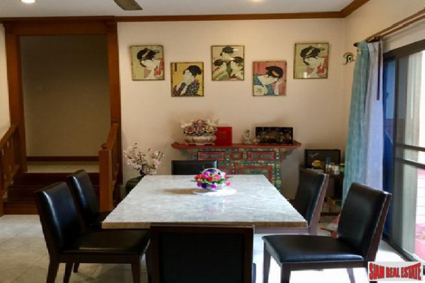 3 bedroom villa located at a very nice quiet and convenience areas for sale- East Pattaya-17