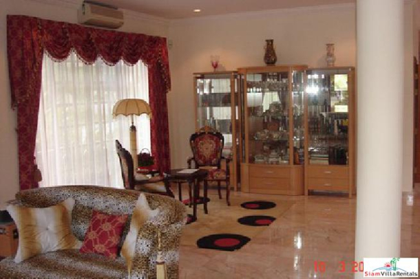 Large 2 storey 4 bedroom house for rent- East Pattaya-8
