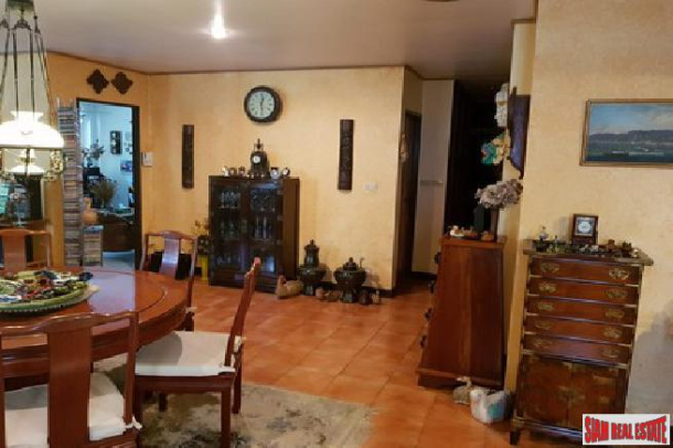 Cosy 2 bedroom house in a cosy quiet area for sale - East Pattaya-8