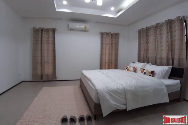 beautiful 3 bedroom and a well maintenance village for sale - East Pattaya-12