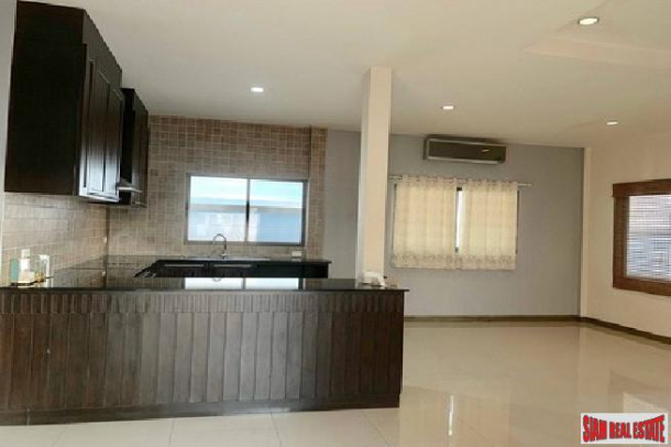 Unfurnished  2 bedroom house in a tropical area for sale - East Pattaya-5
