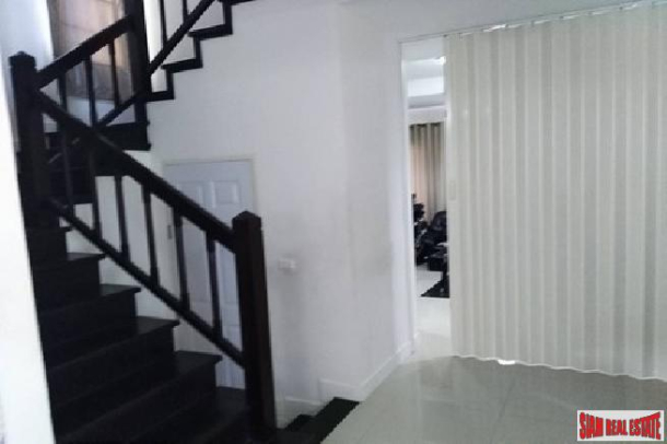 3 bedroom house fully furnished at the quiet area for sale - East Pattaya-3