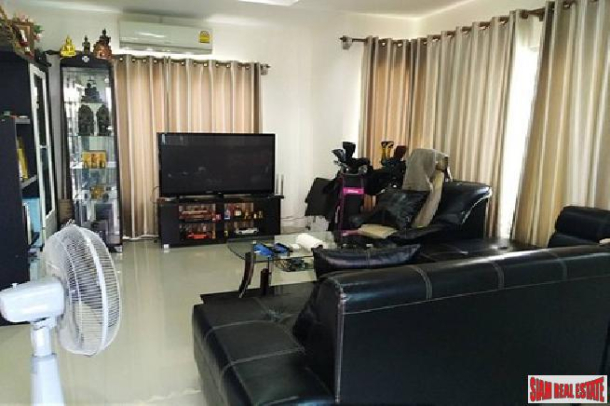 3 bedroom house fully furnished at the quiet area for sale - East Pattaya-9