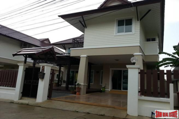 Beautiful 3 bedroom house in a quiet area and well maintenance for sale -East Pattaya-5