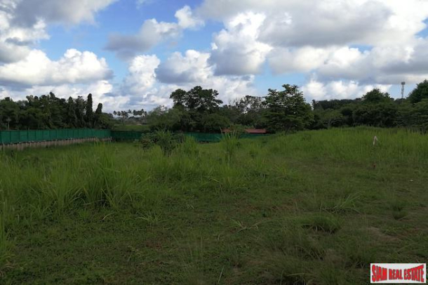2 Rai (3,200 sqm) Land with Mountain and Big Buddha Views in a Central Chalong Location-3