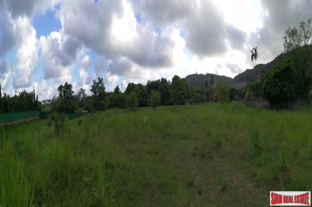 2 Rai (3,200 sqm) Land with Mountain and Big Buddha Views in a Central Chalong Location-4
