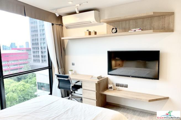 RHYTHM Ekkamai | Large Modern Two Bedroom Corner for Rent in New Condo-21