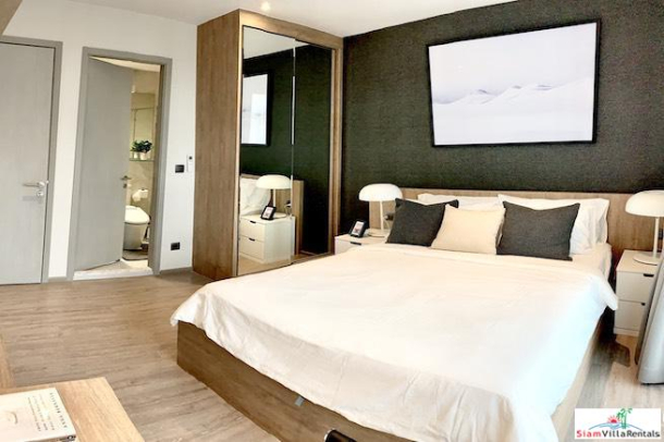 RHYTHM Ekkamai | Large Modern Two Bedroom Corner for Rent in New Condo-22