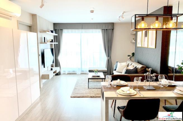 RHYTHM Ekkamai | Large Modern Two Bedroom Corner for Rent in New Condo-5
