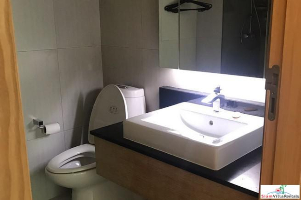 Socio RuamRudee | Cozy One Bedroom Condo for Rent Near BTS Phloen Chit-2