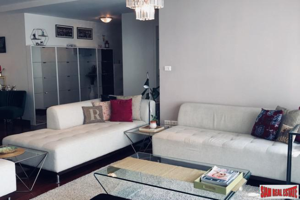 Urbana Sukhumvit 15 | Bright and Quiet Newly Renovated Two Bedroom Condo for Sale in Asok-5