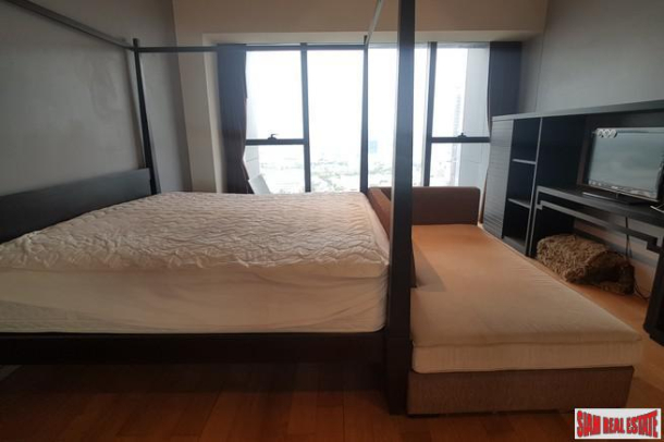 The Met | Elegant Three Bedroom Condo with Sweeping Panoramic Views in Chong Nonsi-5