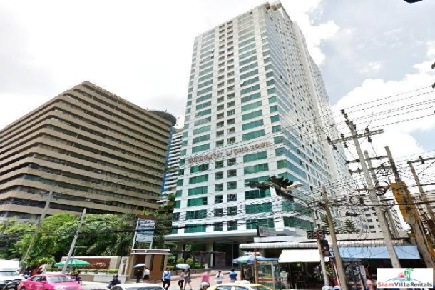 Sukhumvit Living Town | Spacious Bright Modern Condo for Rent in City Centre near MRT and Airport Link, Sukhumvit 21-7