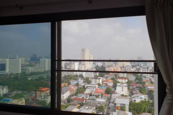 Ratchada Pavilion | Large 2 Bed Condo with Excellent Views at Chatuchak-10