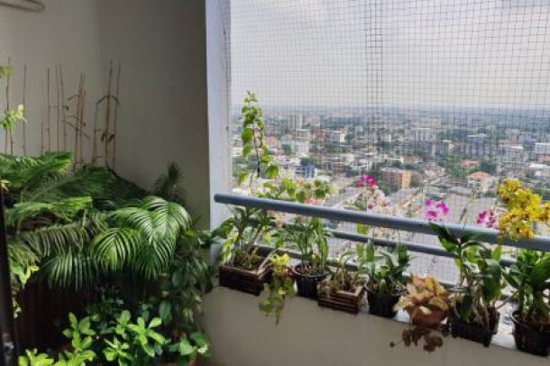 Ratchada Pavilion | Large 2 Bed Condo with Excellent Views at Chatuchak-12